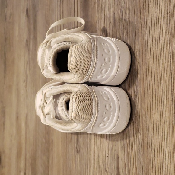 Adidas court sneaker - women's size 6.5, white - Picture 2 of 3